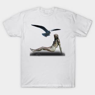 The statue and the bird! T-Shirt